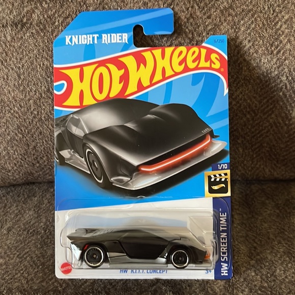 Hot Wheels Knight Rider K.I.T.T. Concept Black 2023 HW Screen Time Collection - Picture 4 of 5